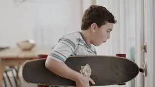 Brinks - Door Handle Commercial
