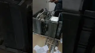 window AC gas refilling #viral #airconditioner #engineering