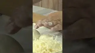 Pite t&euml; mbushura me djath nga zonja Vjollca