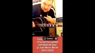 Comparison of two choruseffect pedals with @nickdesoul  at @ Just Music in Berlin (28.9.2022)
