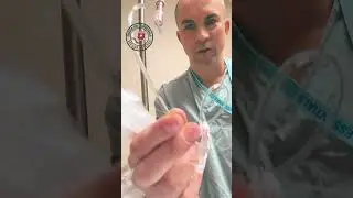 Getting air bubbles out of IV tubing lines! Easy ER nurse tip! #emergrnessentials #emergency