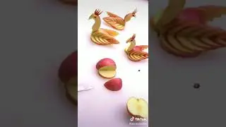 Elmadan &Ouml;rdek yapımı eylenceli Tik Tok videosu: fruit videos.