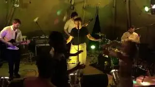 Mighty Righteous perform Come Down - Anderson Paak