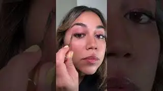 This eyeliner is a chameleon 🦎