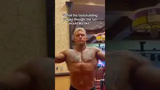 Had to show the judges how I do my cardio #latman #wings #bodybuilding