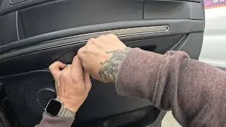 2021 Expedition Rear Door Panel Removal