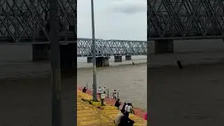 Krishna River Floods Dangerously at Railway Bridge, Vijayawada in 2024 #krishnafloods #krishnariver