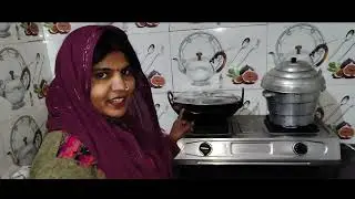 ghar par soft idli aur tasty sambhar banana sikhaya hai...#IdliSambhar#comedy #EasyRecipe##FoodVlog