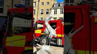 How Silverman Statue Greets the Firefighters with the Firefighter statue.#valentinethestatue