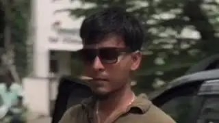 💣 Coolie Mass Scene