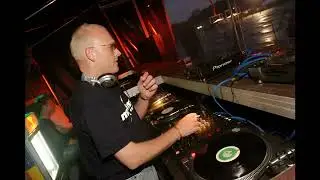 Tillmann Uhrmacher @ Tarot OXA 14.06.2002