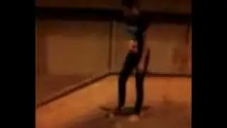 caindo de skate