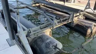 DockRealty.com - DLS# 45754   6000# Poly Lift