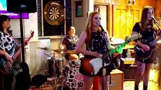 IO &mdash; Celebrity Skin (кавер Hole Live в The Prince Albert, Дувр &mdash; 6 сентября 2025 г.)