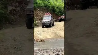 Belalang Tempur Jeep Adventure off-road kemuning #truckoffroad #automobile #motoroffroad #mudding