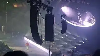Ernia Intro + BU! Live Mediolanum forum Assago