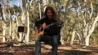 Melbourne new age ambient guitar showcase beautifully by MAX | Hire from www.artist-bookings.com