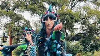 2025ザ・ヴィランズ・ハロウィーン“Into the Frenzy”  3rd DPA席　「カラスダンサー」さん多め