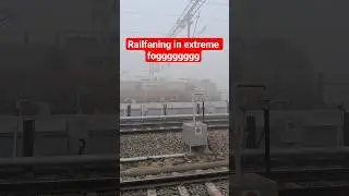 14006 Lichchivi Express Skipping Banaras Railway Station in Extreme Fogg #train #indianrailways#wap7
