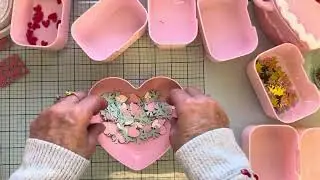 Lets make a confetti mix using #scrapdivadesigns confetti plates.