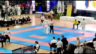 Campionatul National de Ashihara Karate , probele Kumite. Pitesti Arena 8- 10 Decembrie 2022.