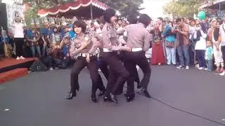 DJ HANING DAYAK ..bersama POLWAN POLDA SEMARANG