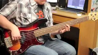 Bruno Mars \\\ Runaway Baby (Live at the Grammys 2012) Bass Cover