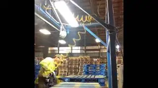 Repairing pallets (CHEP)