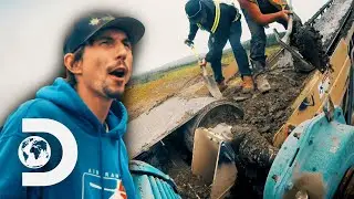 Parker's Crew Screw Up By Putting Wet Pay On A Conveyor Belt | Gold Rush