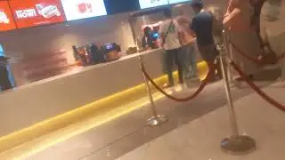 Syahmi dan keluarga pergi ke city mall tengok wajang papa zola the movie