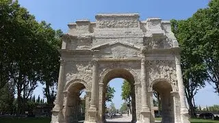 Triumphal Arch in Orange in 4K