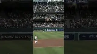 I HIT THE BALL OVER THE NEW LEFT FIELD AT CAMDEN YARDS #baseball #mlb #mlbtheshow #mlbtheshow25