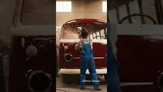 This 1950 bus was forgotten for decades, until 8 seconds brought it back to life.