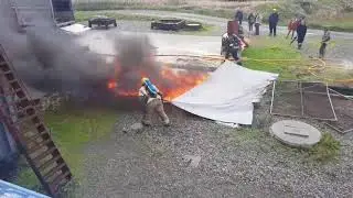 Slukker oljekar - Extinguish oil fire fast easy, and safe