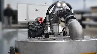 R600 &ndash; Tracked Industrial Cleaning Robot