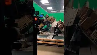 Maket Set Behind the Scenes of a Dream Where the City Defies Gravity