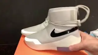 Nike Air Shoot Around Fear of God Light Bone sneaker