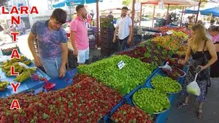 Turkish Street Market in Antalya-Lara, T&uuml;rkiye  2022