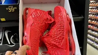 Shopping at Nike Clearance Store at the Loop
