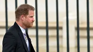 Prince Harry&rsquo;s new lawyer 'specializes in divorce' as two 'escape' hotels revealed