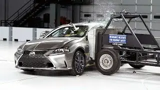 2015 Lexus RC side IIHS crash test