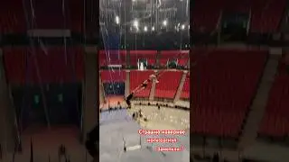 Красивый трюк на перекладине #circus #artist #music #acrobatics #цирк #flyingtrapeze #crazy #flip
