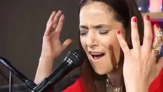 İnci Mercan - Aşk Çemberi Sarmış Dört Bir Yanımı