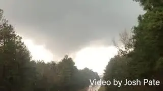 Tornado passes over Highway 82 in Autauga County