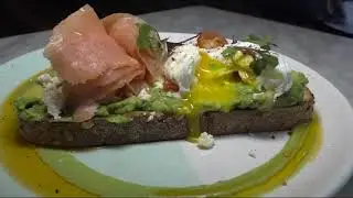 We&rsquo;re Open: Bluestone Lane DUMBO Caf&eacute;