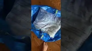 These Ikea bags are awesome for the pool, beach, sporting events, etc 💙