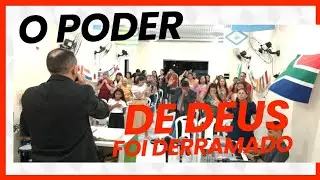 O poder de Deus sendo derramado sobre o seu povo.#poder#Deus.