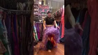 Combinación tribal con la falda en un lateral