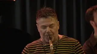 Mete Erker Trio + 1 plays 'A Realm of Nows' by Harmen Fraanje