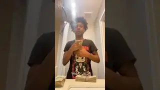 Lil Buckem show off 10K that he made from selling candy #hamsandwich #viralvideo #ytbfatt #lilbuckem